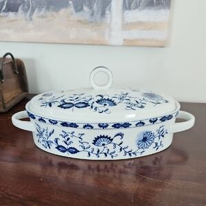 Vintage Blue and White Floral Casserole Dish